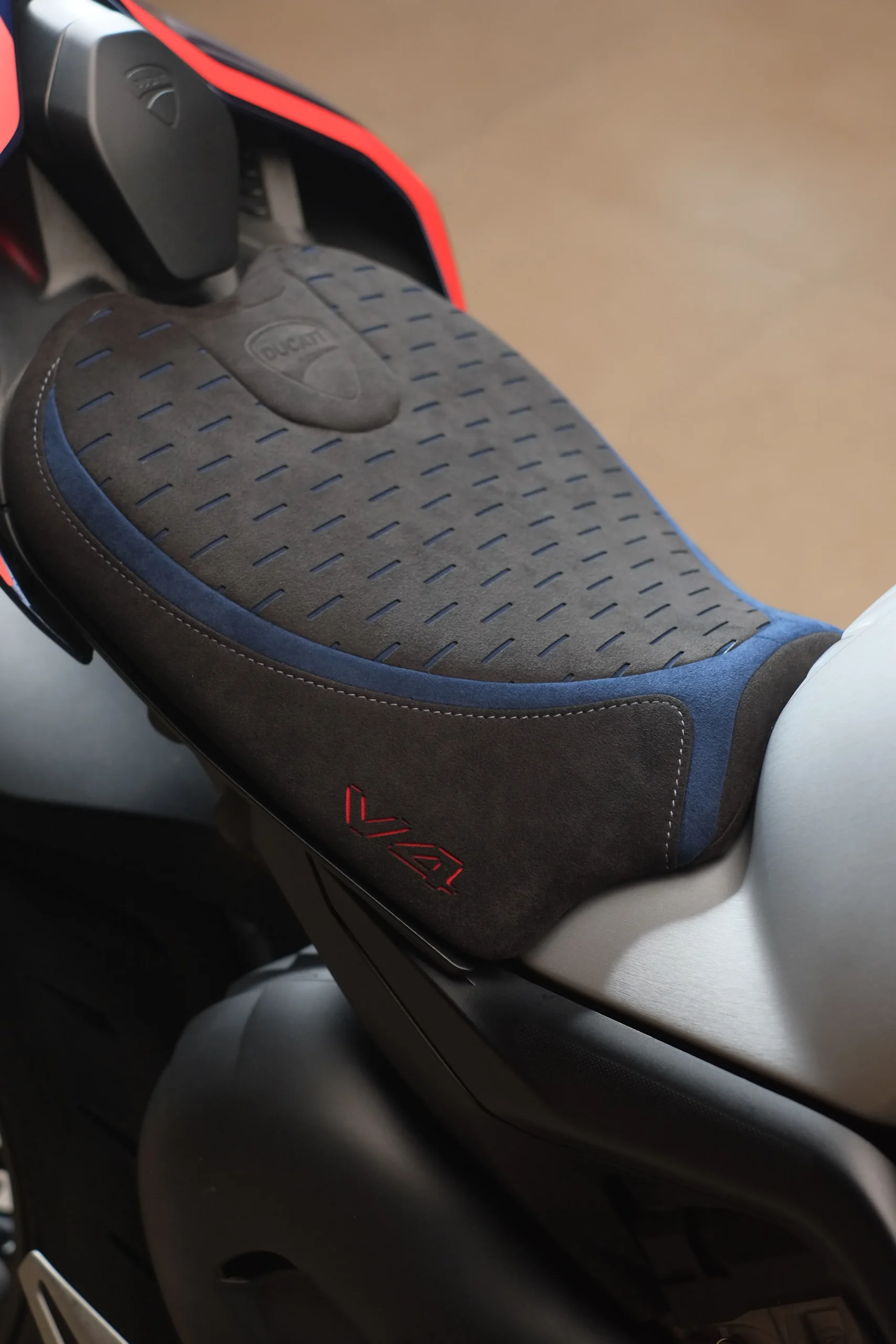 Rivestimenti selle moto Zonam