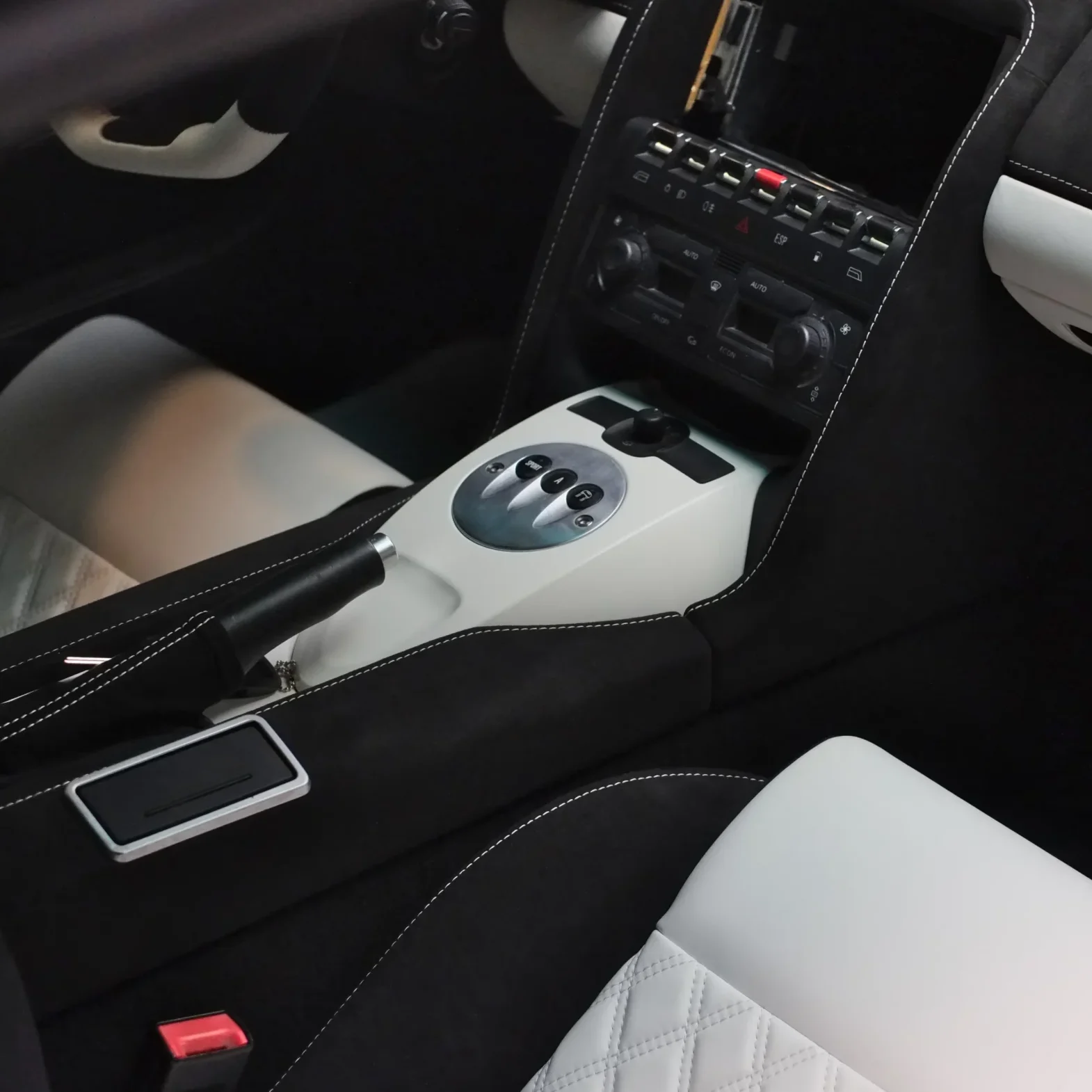 Dettagli interni Lamborghini Gallardo